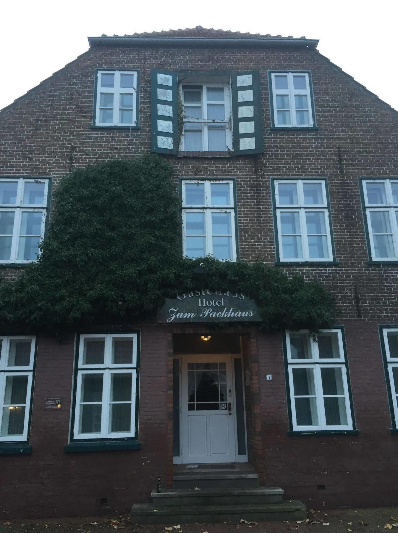 Hotel Packhaus Hooksiel Exterior photo